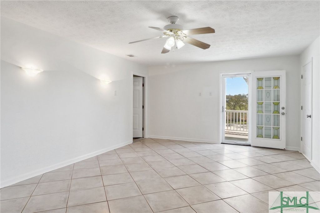 Image 29 of property listing at 141 Runner Road, Savannah, GA 31410