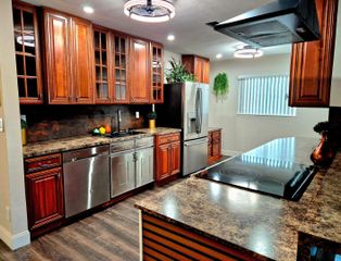 1015 NW 68th Avenue, Margate, FL 33063