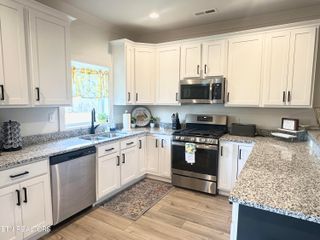410 Fleeta Williams Way, Sevierville, TN 37876