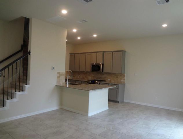 1627 Ryon Falls Drive, Richmond, TX 77469