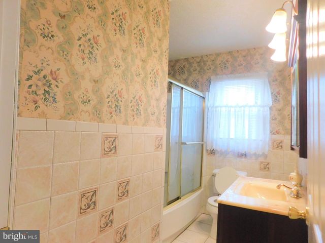 4545 EADS ST NE, Washington, DC 20019
