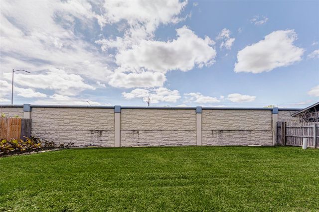 5110 Blanco Drive, Pearland, TX 77584