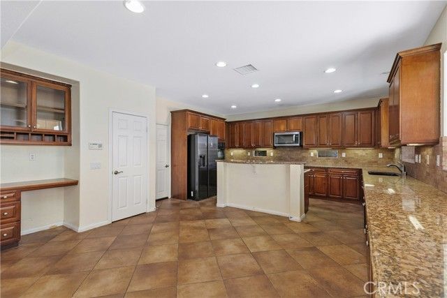 25198 Forest Street, Corona, CA 92883