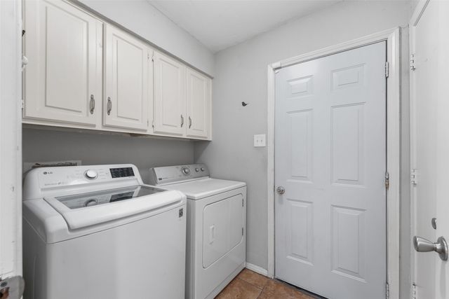 2127 Holt Road, Arlington, TX 76006