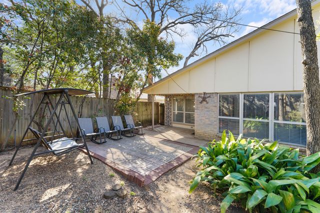 2127 Holt Road, Arlington, TX 76006