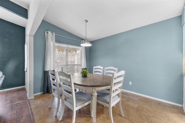 2127 Holt Road, Arlington, TX 76006