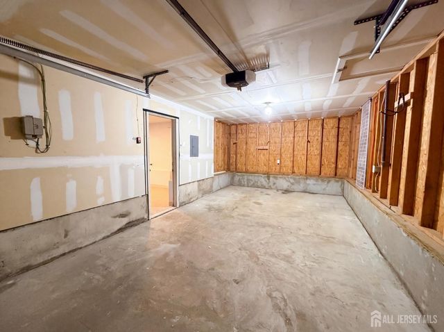 19 Central Avenue, East Brunswick, NJ 08816