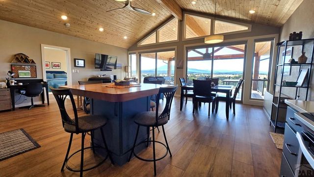 517 Trailsend Rd, Walsenburg, CO 81089