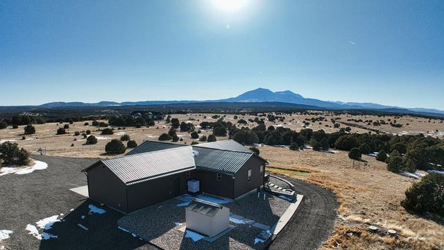 517 Trailsend Rd, Walsenburg, CO 81089