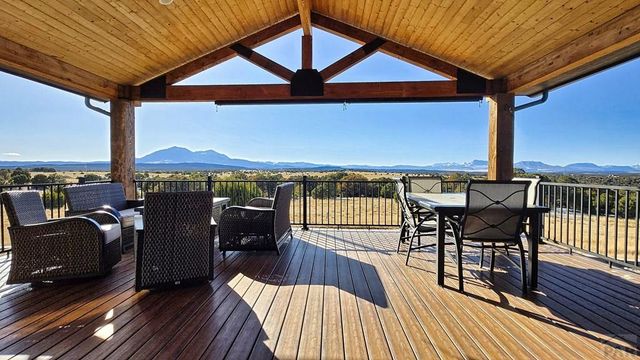 517 Trailsend Rd, Walsenburg, CO 81089