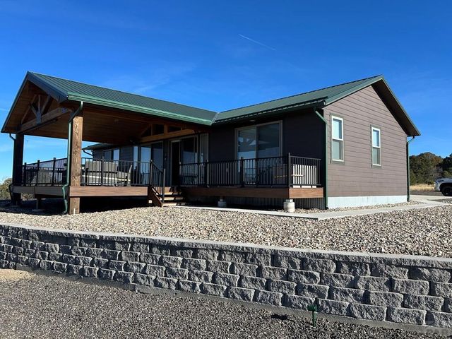 517 Trailsend Rd, Walsenburg, CO 81089