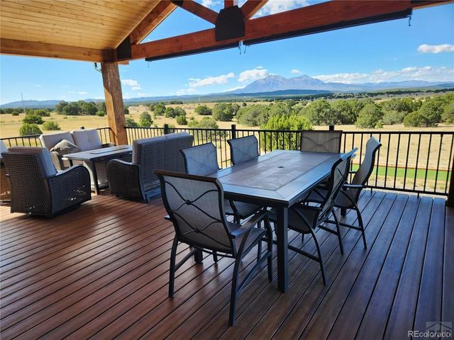 517 Trailsend Rd, Walsenburg, CO 81089