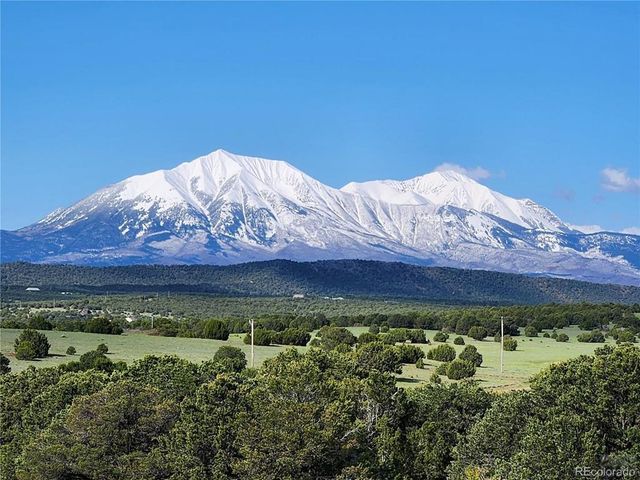 517 Trailsend Rd, Walsenburg, CO 81089