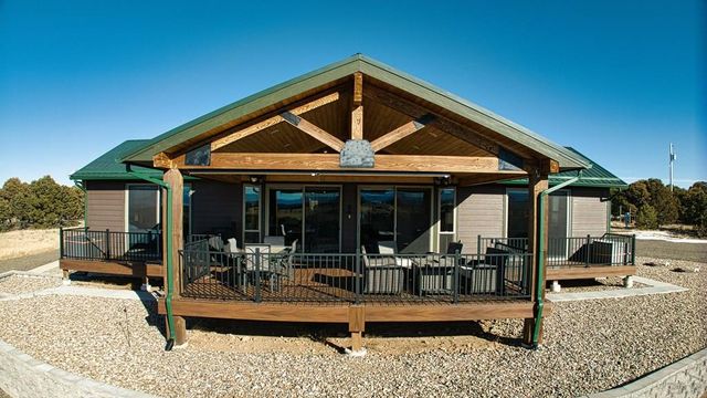 517 Trailsend Rd, Walsenburg, CO 81089