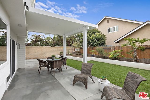 18362 Oxboro Lane, Huntington Beach, CA 92648