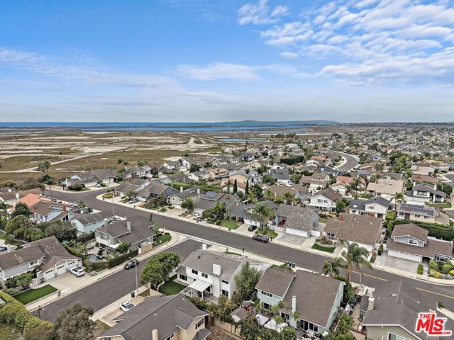 18362 Oxboro Lane, Huntington Beach, CA 92648