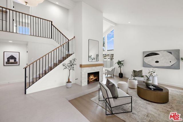 18362 Oxboro Lane, Huntington Beach, CA 92648