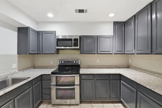 402 Anderson Road, Livingston, TX 77351