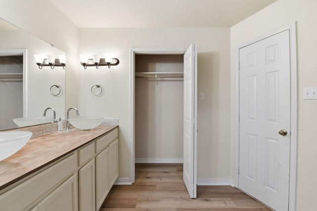 402 Anderson Road, Livingston, TX 77351