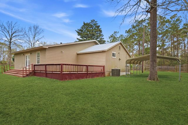 402 Anderson Road, Livingston, TX 77351