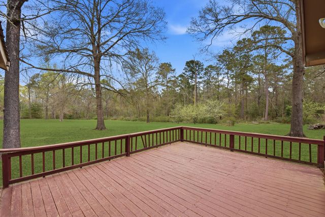 402 Anderson Road, Livingston, TX 77351