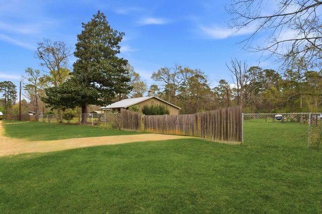 402 Anderson Road, Livingston, TX 77351