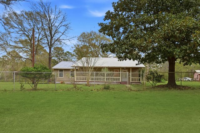 402 Anderson Road, Livingston, TX 77351