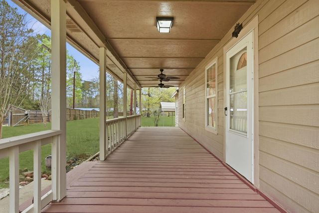 402 Anderson Road, Livingston, TX 77351