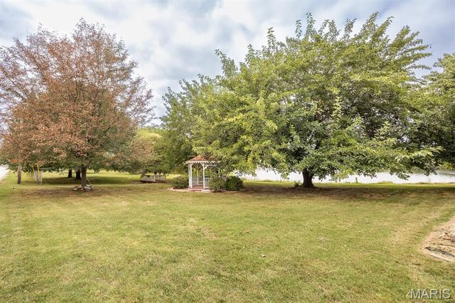 4121 Bruene Avenue, Pontoon Beach, IL 62040