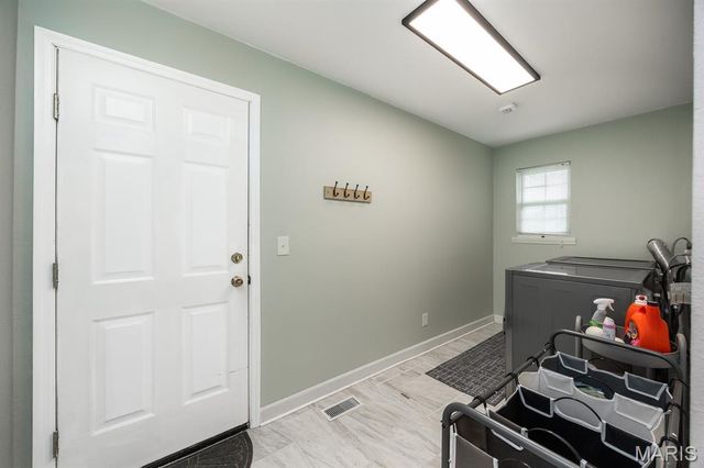 4121 Bruene Avenue, Pontoon Beach, IL 62040