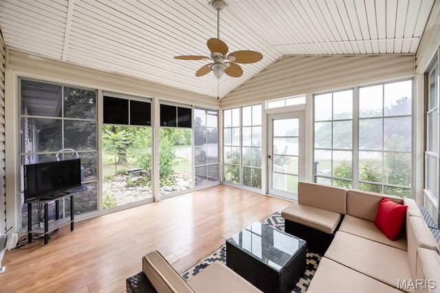 4121 Bruene Avenue, Pontoon Beach, IL 62040