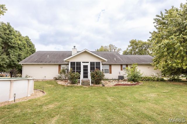 4121 Bruene Avenue, Pontoon Beach, IL 62040