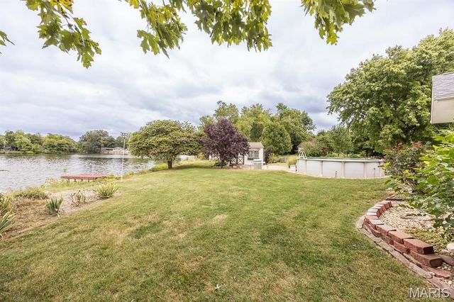 4121 Bruene Avenue, Pontoon Beach, IL 62040
