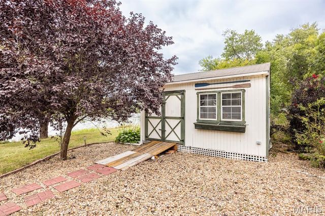 4121 Bruene Avenue, Pontoon Beach, IL 62040