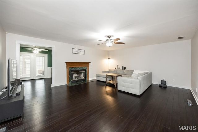 4121 Bruene Avenue, Pontoon Beach, IL 62040