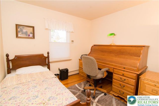 3316 Edinburgh Road, Allentown City, PA 18104