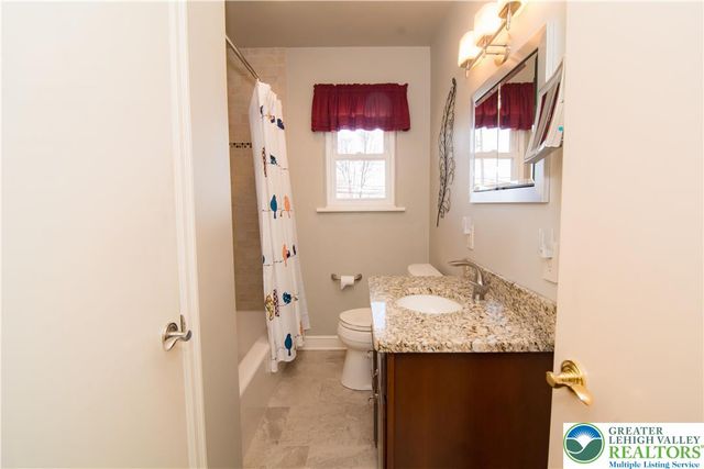 3316 Edinburgh Road, Allentown City, PA 18104