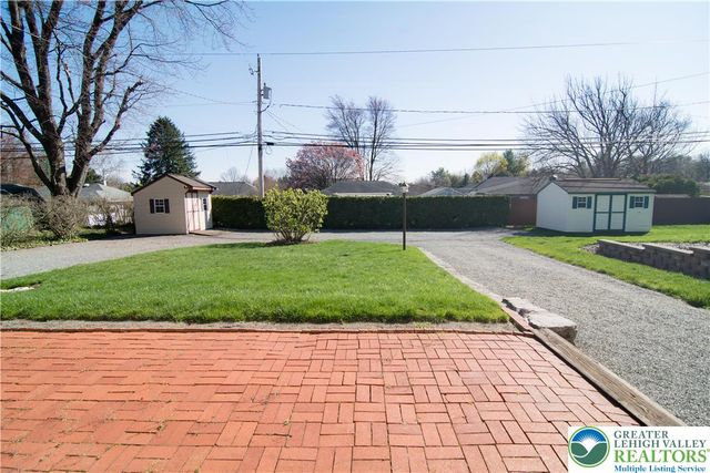 3316 Edinburgh Road, Allentown City, PA 18104