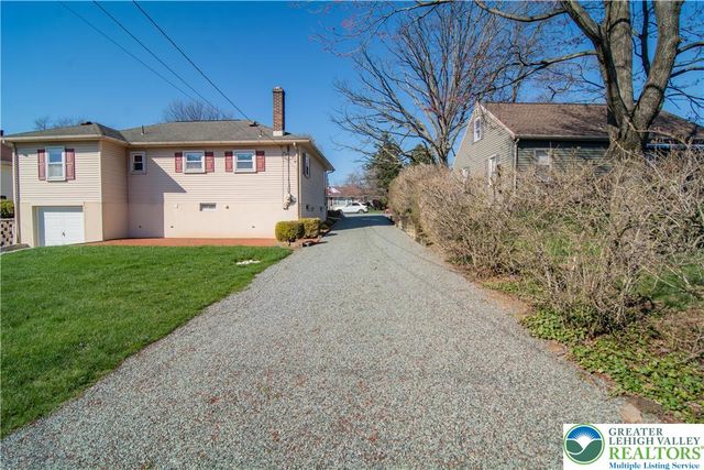 3316 Edinburgh Road, Allentown City, PA 18104