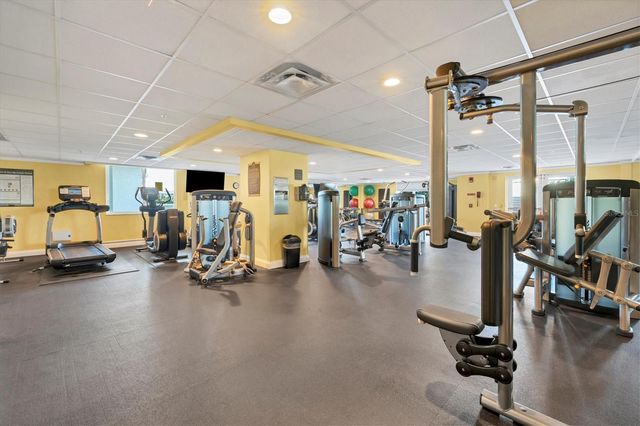 800 N TAMIAMI TRAIL 307, Sarasota, FL 34236