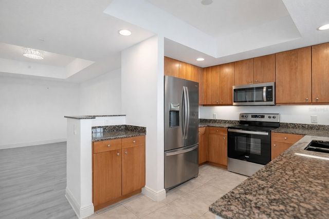 800 N TAMIAMI TRAIL 307, Sarasota, FL 34236