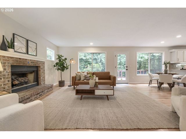 10708 Sw 11TH Dr, Portland, OR 97219