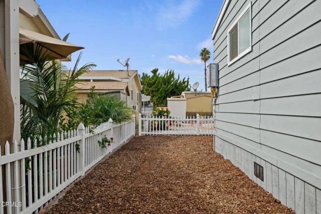 113 Camino Valverde 113, Camarillo, CA 93012