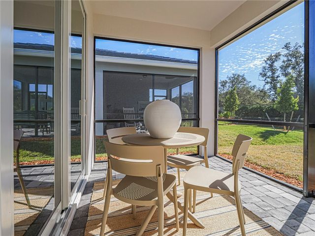 1447 Harper Way, Vero Beach, FL 32960