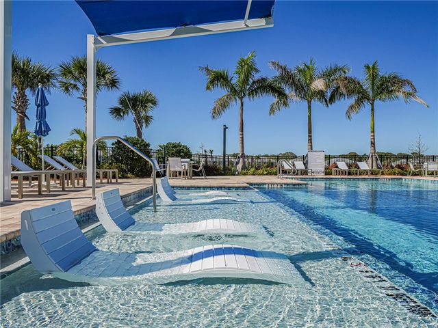 1447 Harper Way, Vero Beach, FL 32960