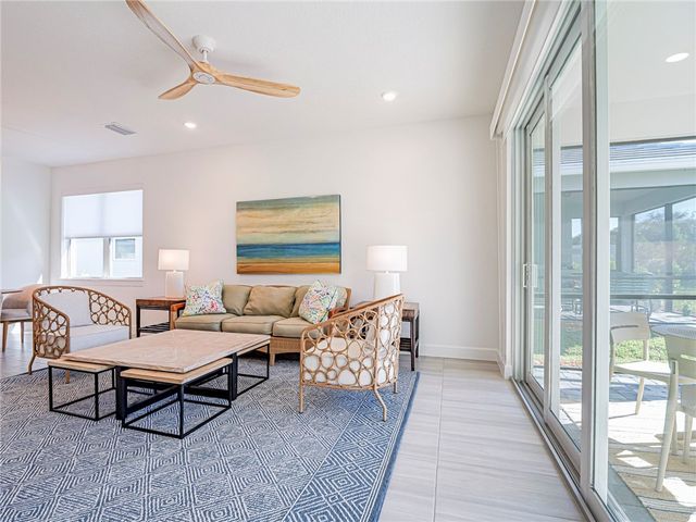 1447 Harper Way, Vero Beach, FL 32960