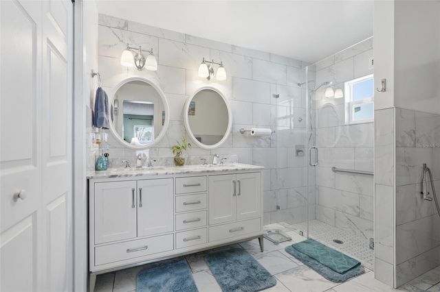 2207 WHISPERING MAPLE DRIVE, Orlando, FL 32837