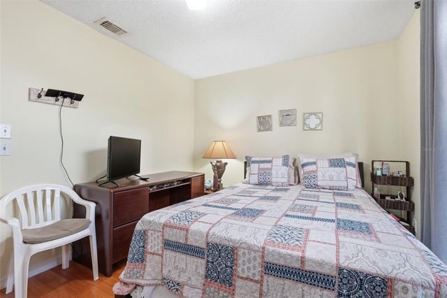 2207 WHISPERING MAPLE DRIVE, Orlando, FL 32837