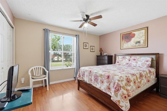 2207 WHISPERING MAPLE DRIVE, Orlando, FL 32837