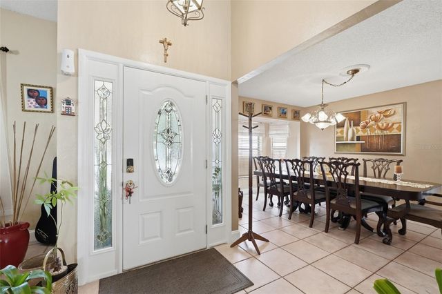 2207 WHISPERING MAPLE DRIVE, Orlando, FL 32837